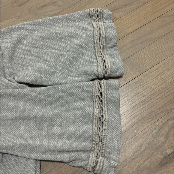 Free People Gray Oversized Gray Sweatshirt.Wide Sleeve Crochet Detail. Medium - Picture 4 of 7